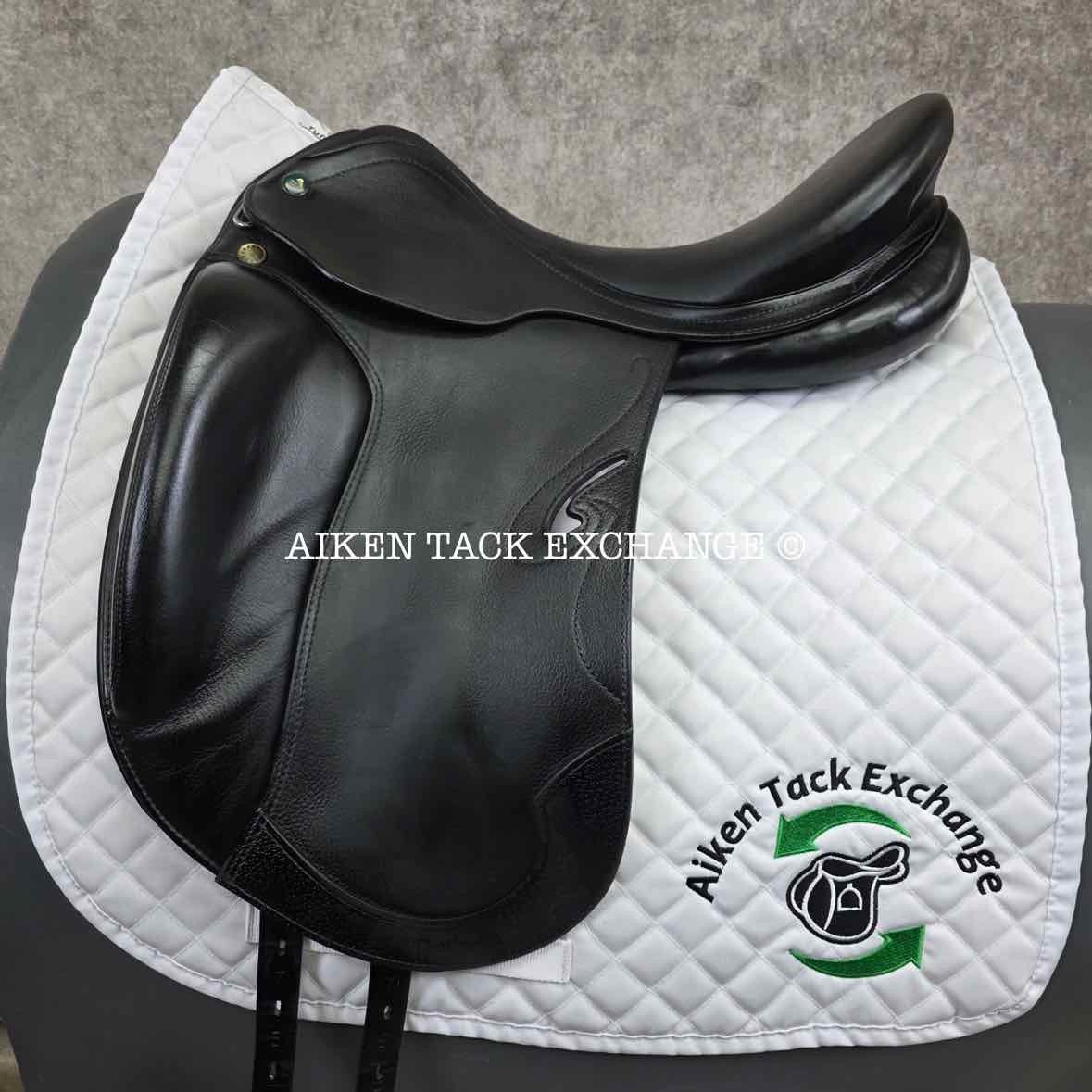 2017 Prestige Passion K Monoflap Dressage Saddle, 17" Seat, 33 Tree - M/MW, Wool Flocked Panels