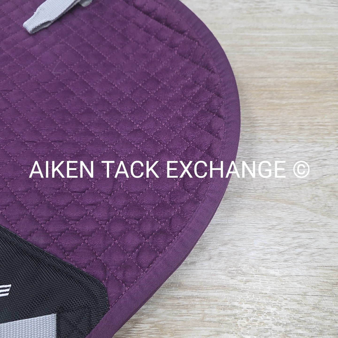 Shires Arma All Purpose Close Contact Saddle Pad, 17"-18"