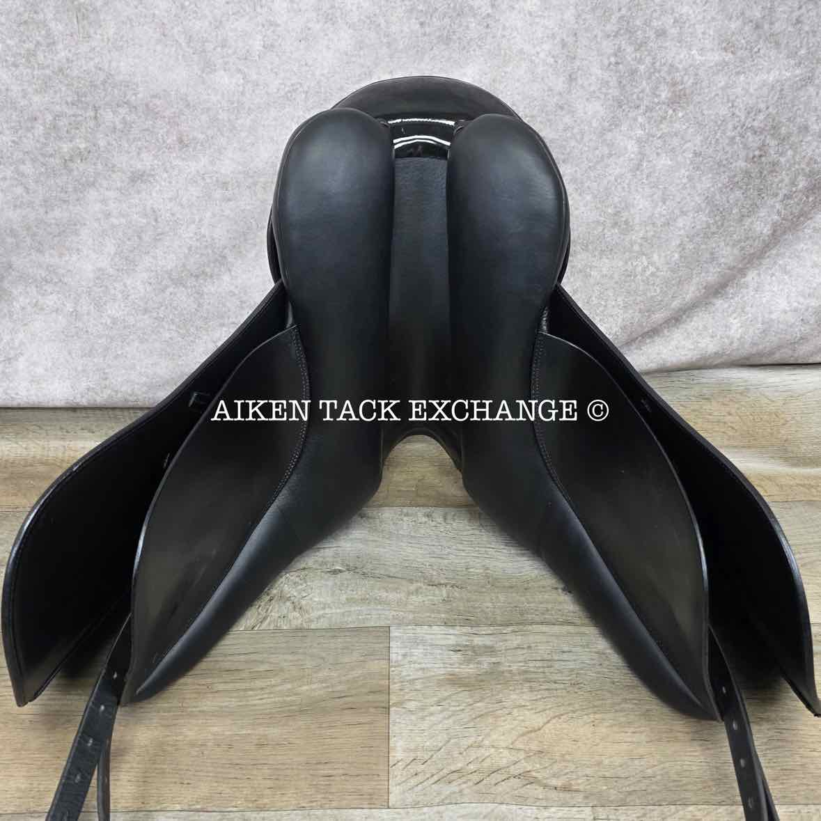Stubben 1894 Dressage Saddle, 17" Seat, 32cm Tree - Wide, Wool Flocked Panels