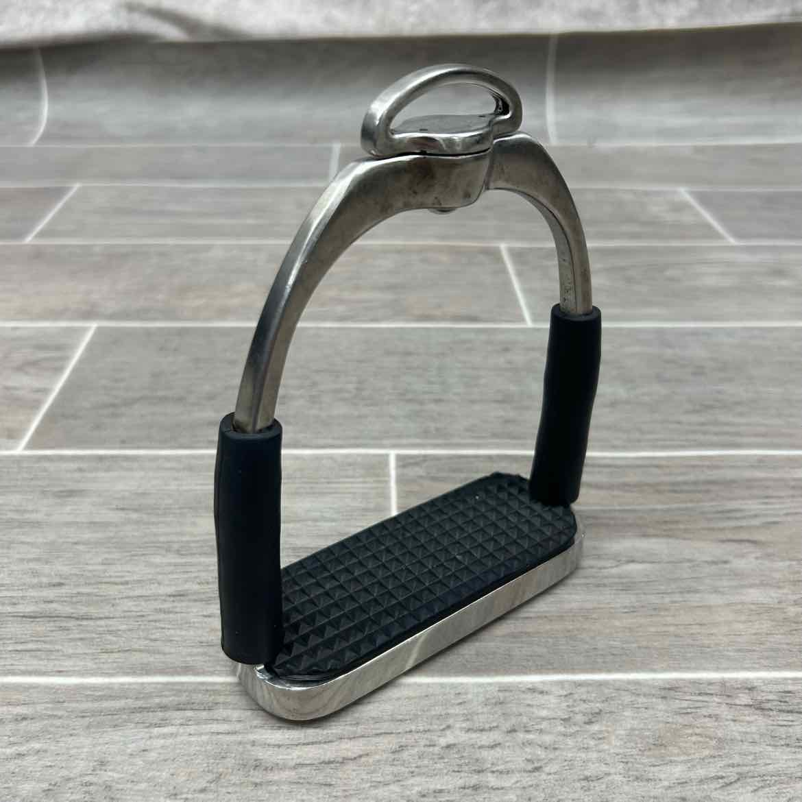 MDC Ultimate Stirrups, 4.75'