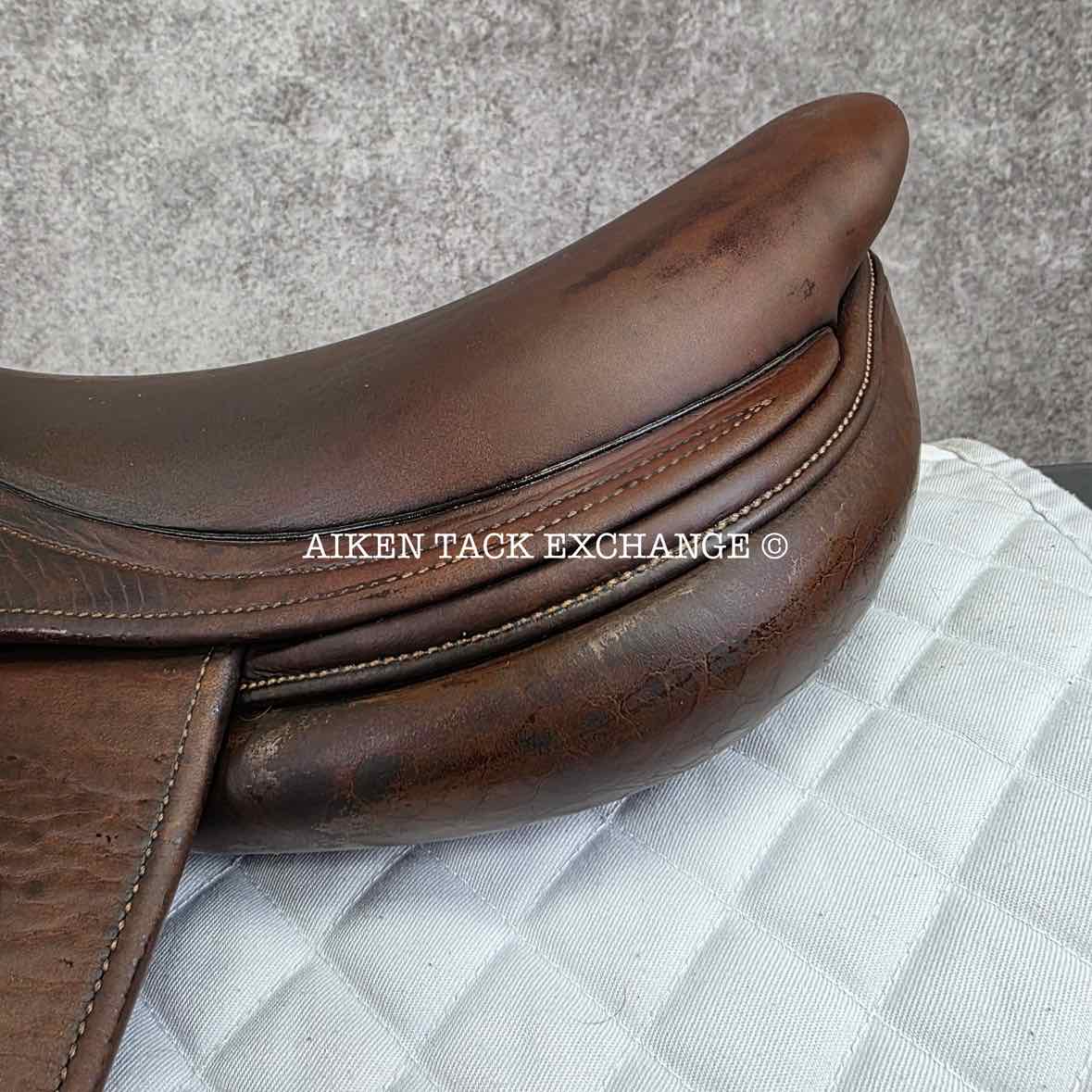2005 Antares Close Contact Jump Saddle, 17.5" Seat - 3 Flap, Medium Wide Tree, Foam Panels, Full Buffalo Leather