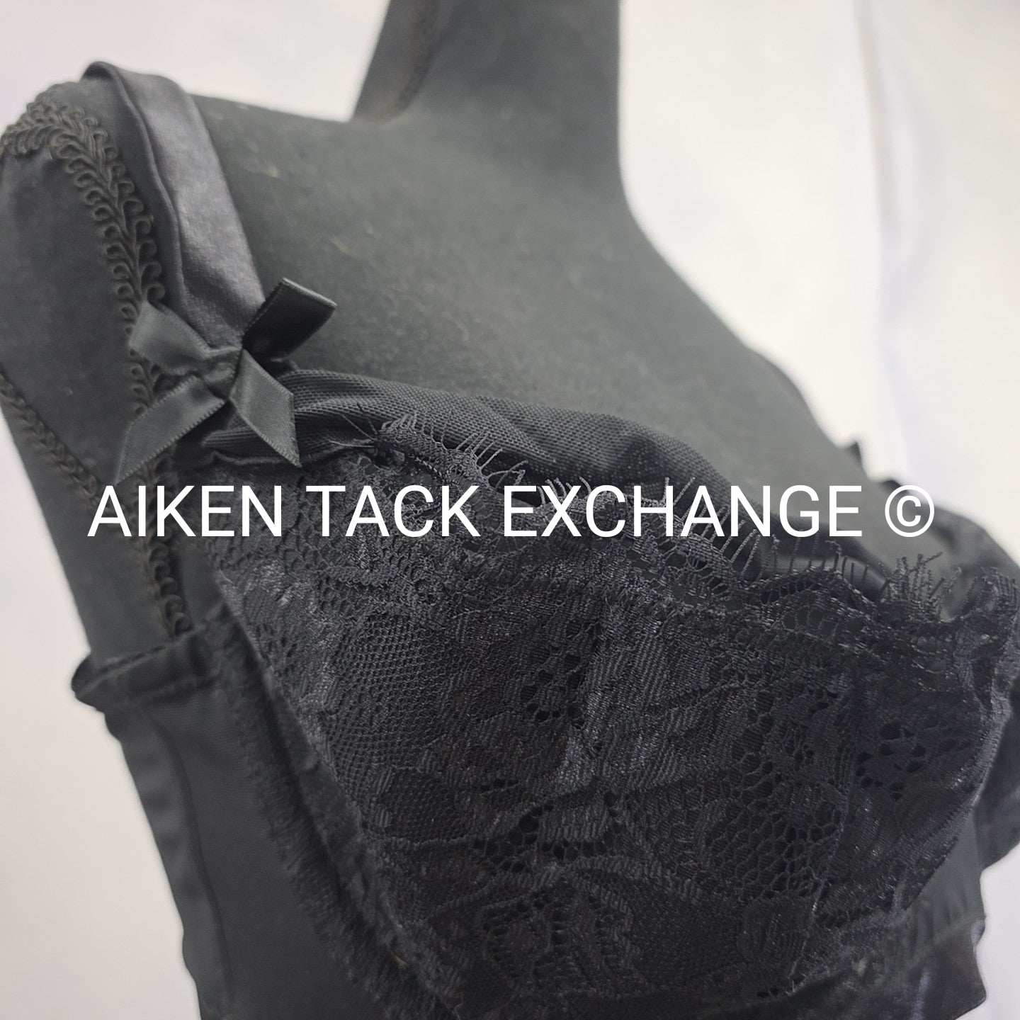 Cacique by Lane Bryant Lace Lingerie Bra, Size 36DDD