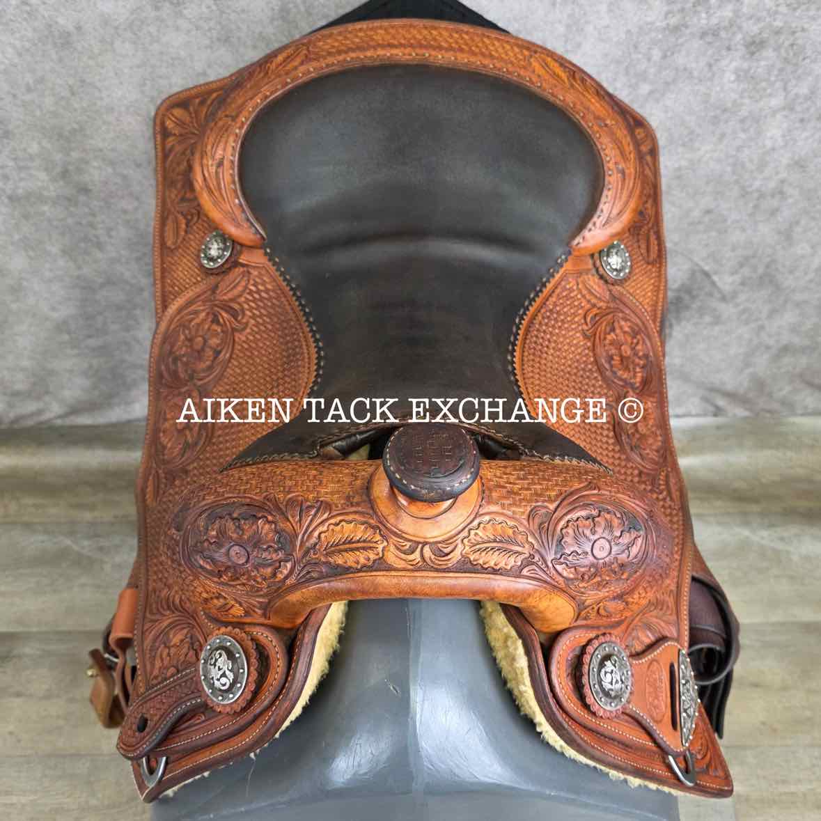 Bob Avila Western Saddle, 15.5" Seat, Regular Tree - Semi QH Bars
