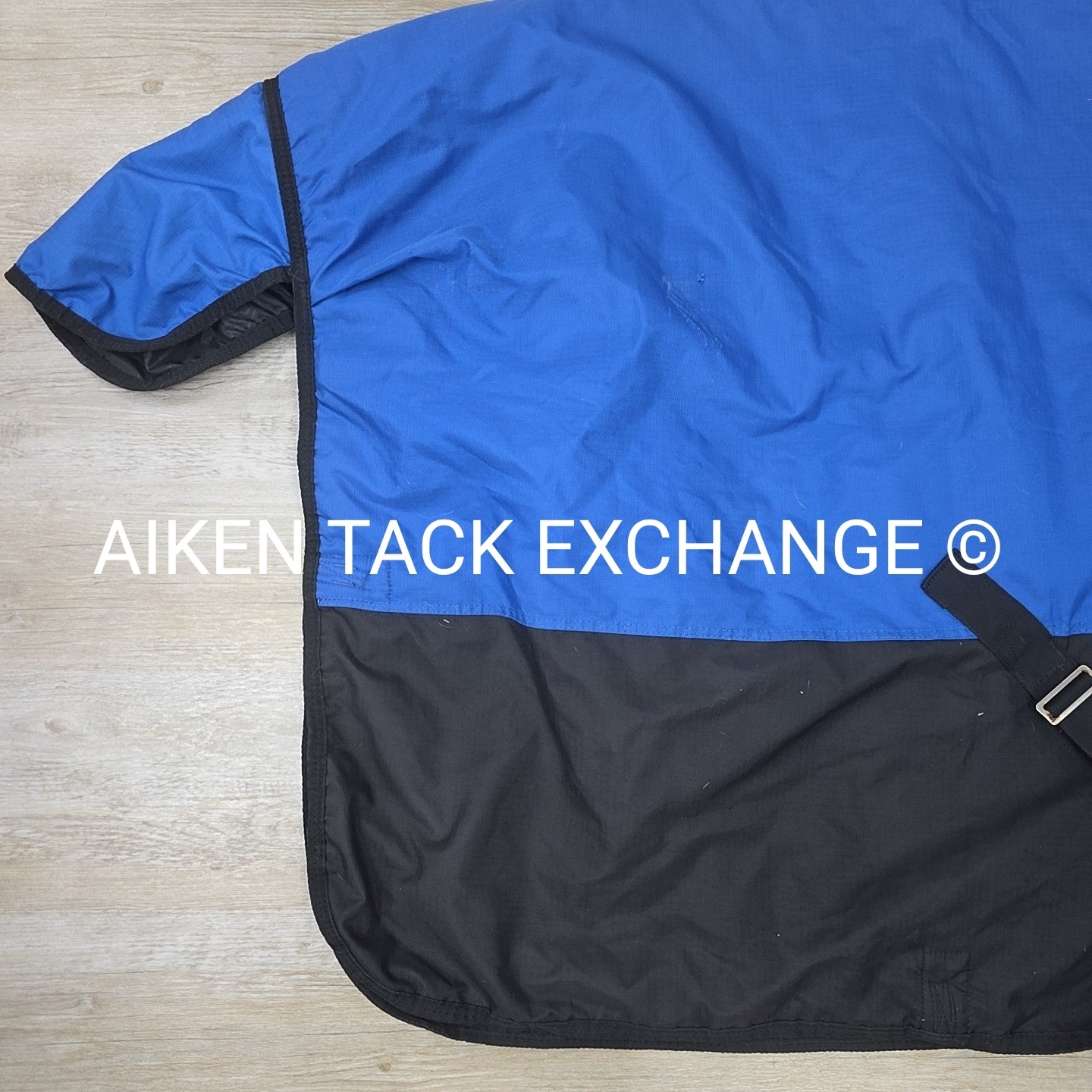 Tough 1 Medium Weight Turnout Blanket, 84"