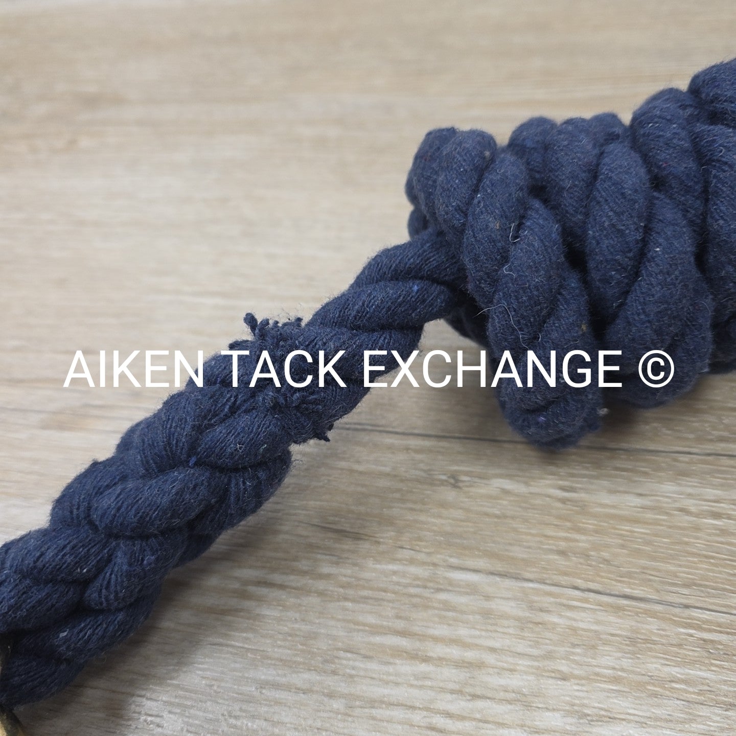 Cotton Lead with Plated Chain