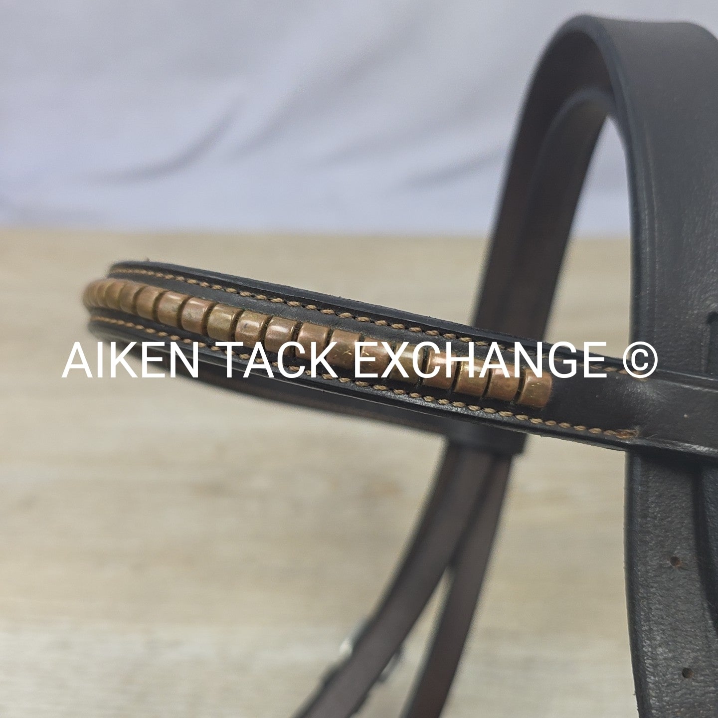 English Bridle with Clincher Noseband, No Flash Strap, No Reins, Brown, Size Cob