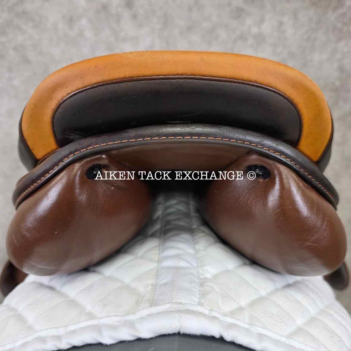 2005 Prestige Sidney Jump Saddle, 17" Seat, 33 Tree - Medium, Wool Flocked Panels