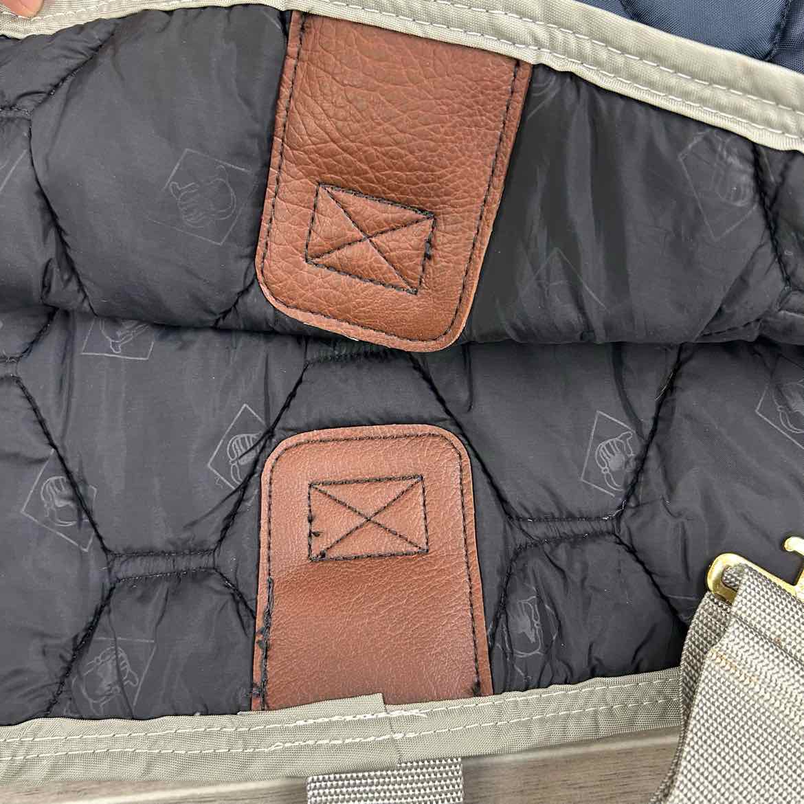 Big D All American Closed Front Stable Blanket, Size 74"