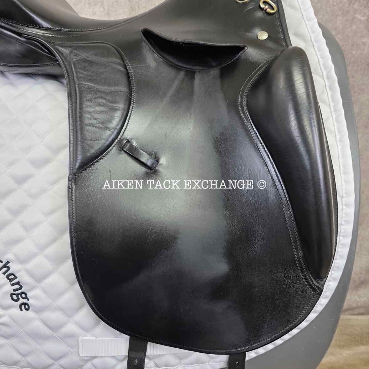 2000 Kieffer Action Dressage Saddle, 17" Seat, Medium Tree, Wool Flocked Panels