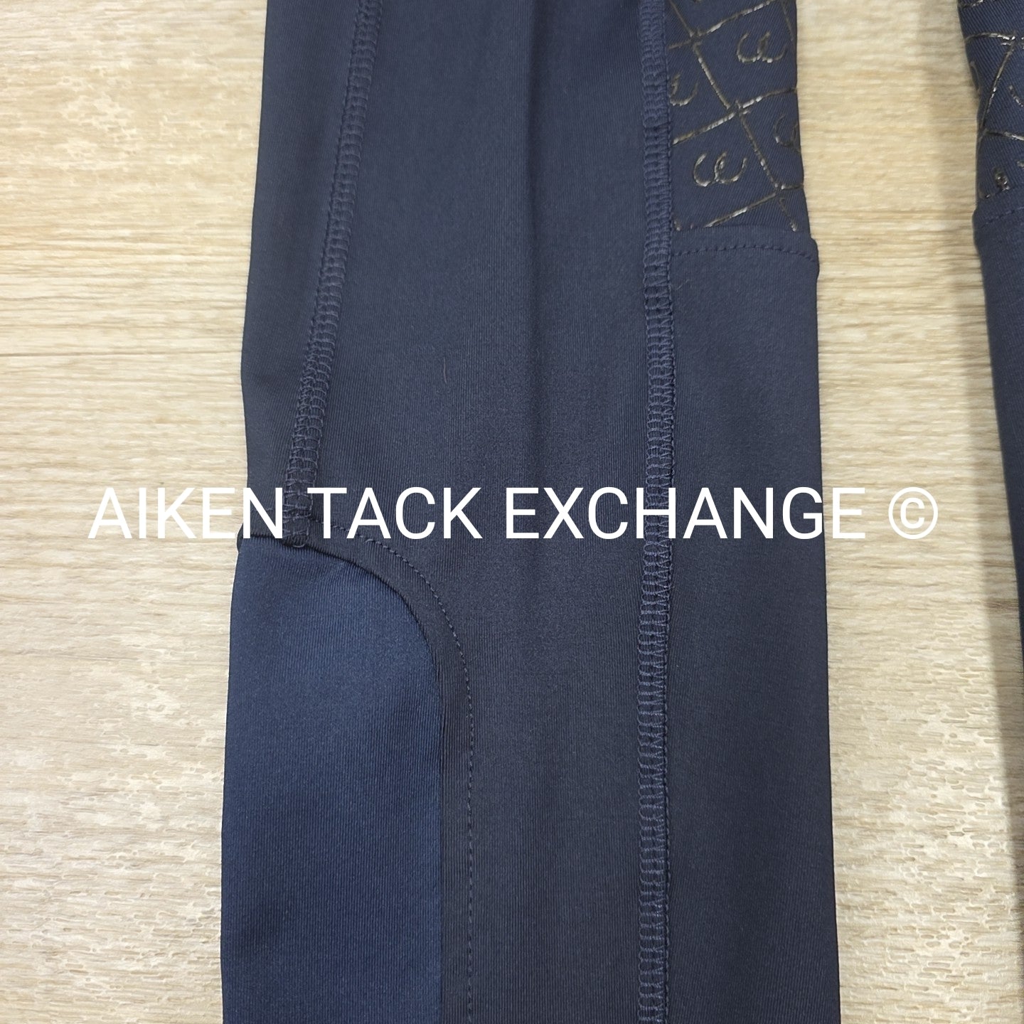 Ovation AeroWick Silicone Grip Full Seat Tights, Size Large