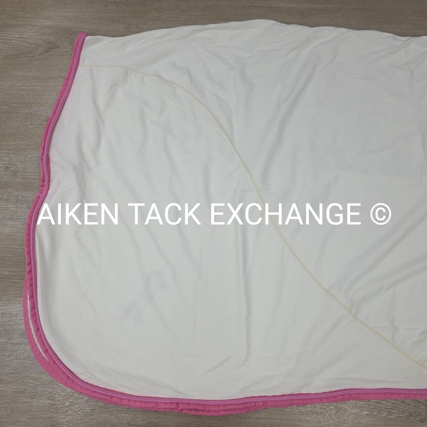 Fenwick Equestrian Pop Star Dress Sheet Sporty Cooler, 68"