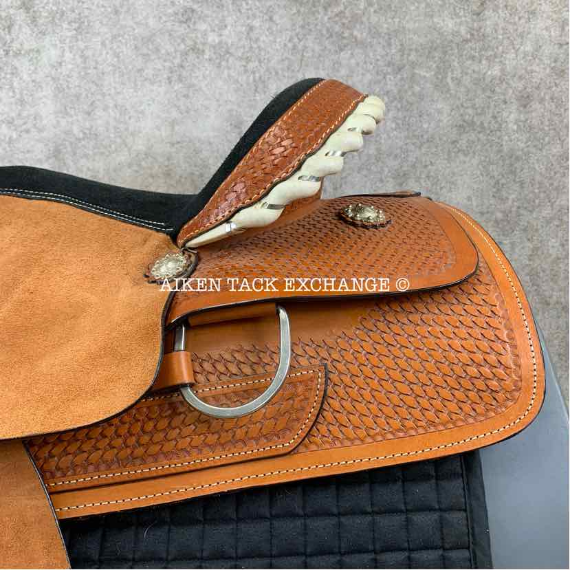 **SOLD** Shiloh Tack Roper Style Western Saddle, 16" Seat, Wide Tree - Full QH Bars