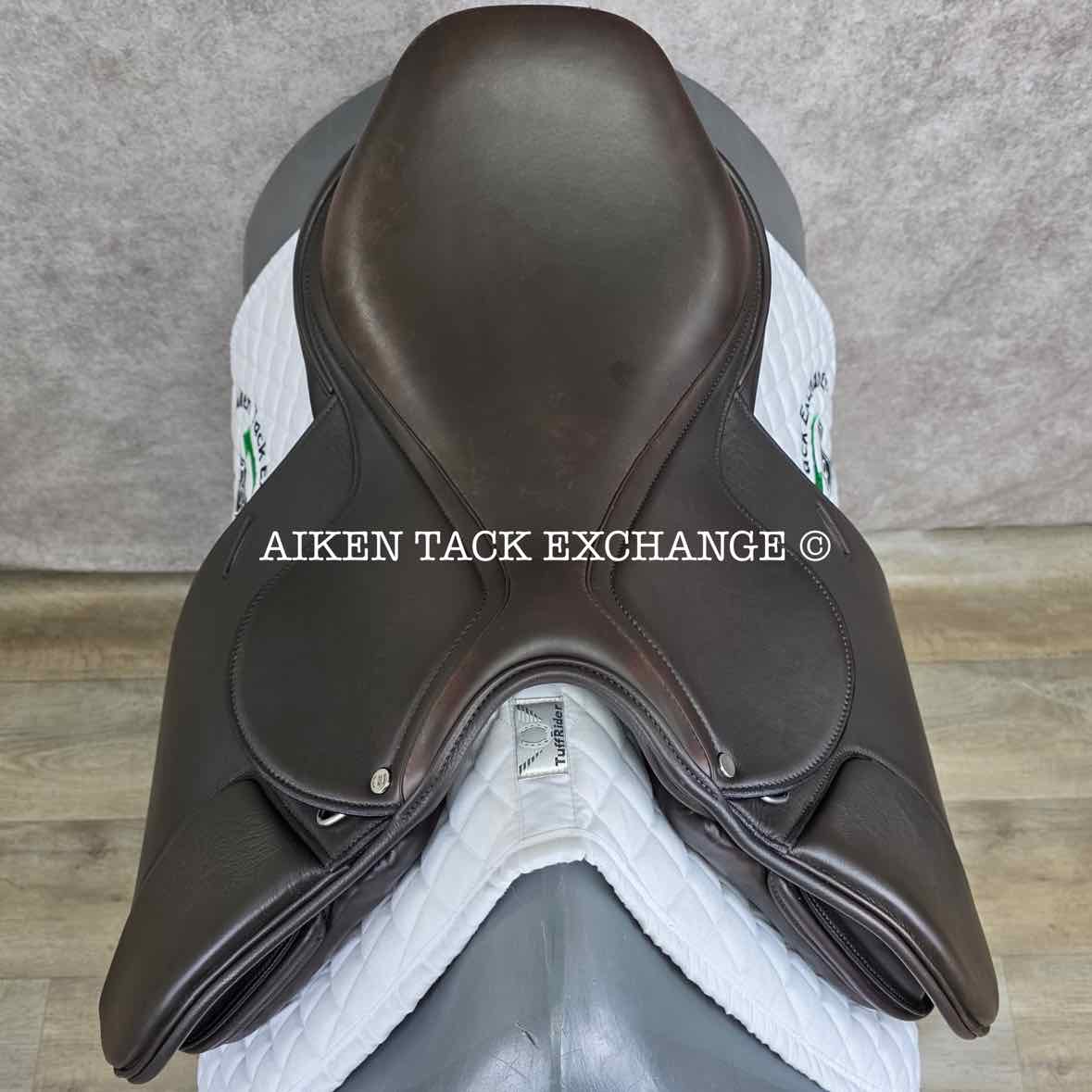 **SOLD** Royal Heritage Stella Jump Saddle, 18" Seat, Adjustable Tree - Changeable Gullet, Wool Flocked Panels