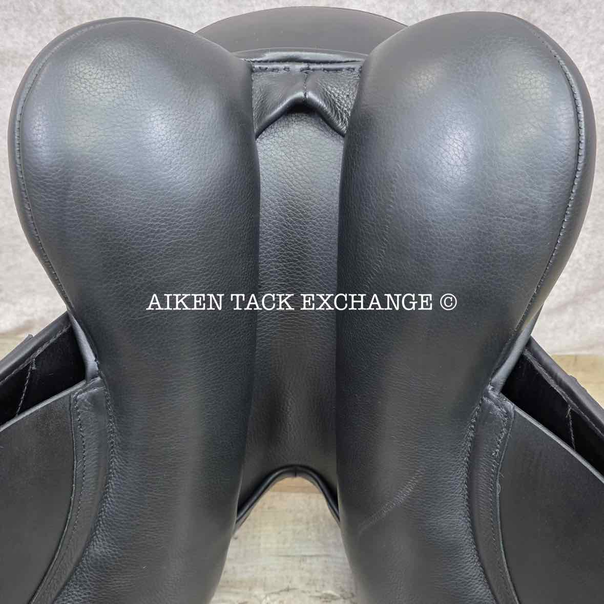 **SOLD** Gullikson Jerger-Genser Dressage Saddle, 17.5" Seat, Extra Short Flap, Wide Tree, Wool Flocked Panels