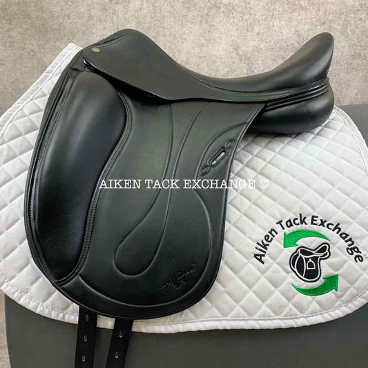 **SOLD** 2018 Equipe Oracle Monoflap Dressage Saddle, 18" Seat, Medium Wide Tree, Foam Panels