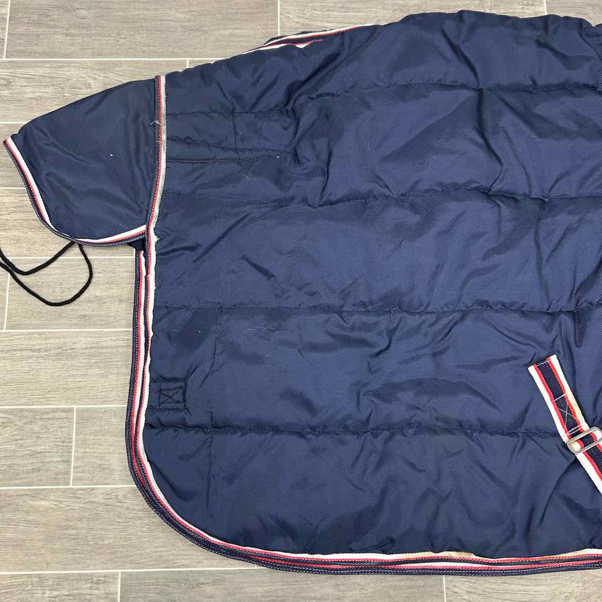 Diamond Horse 200G Fill Stable Blanket 81"