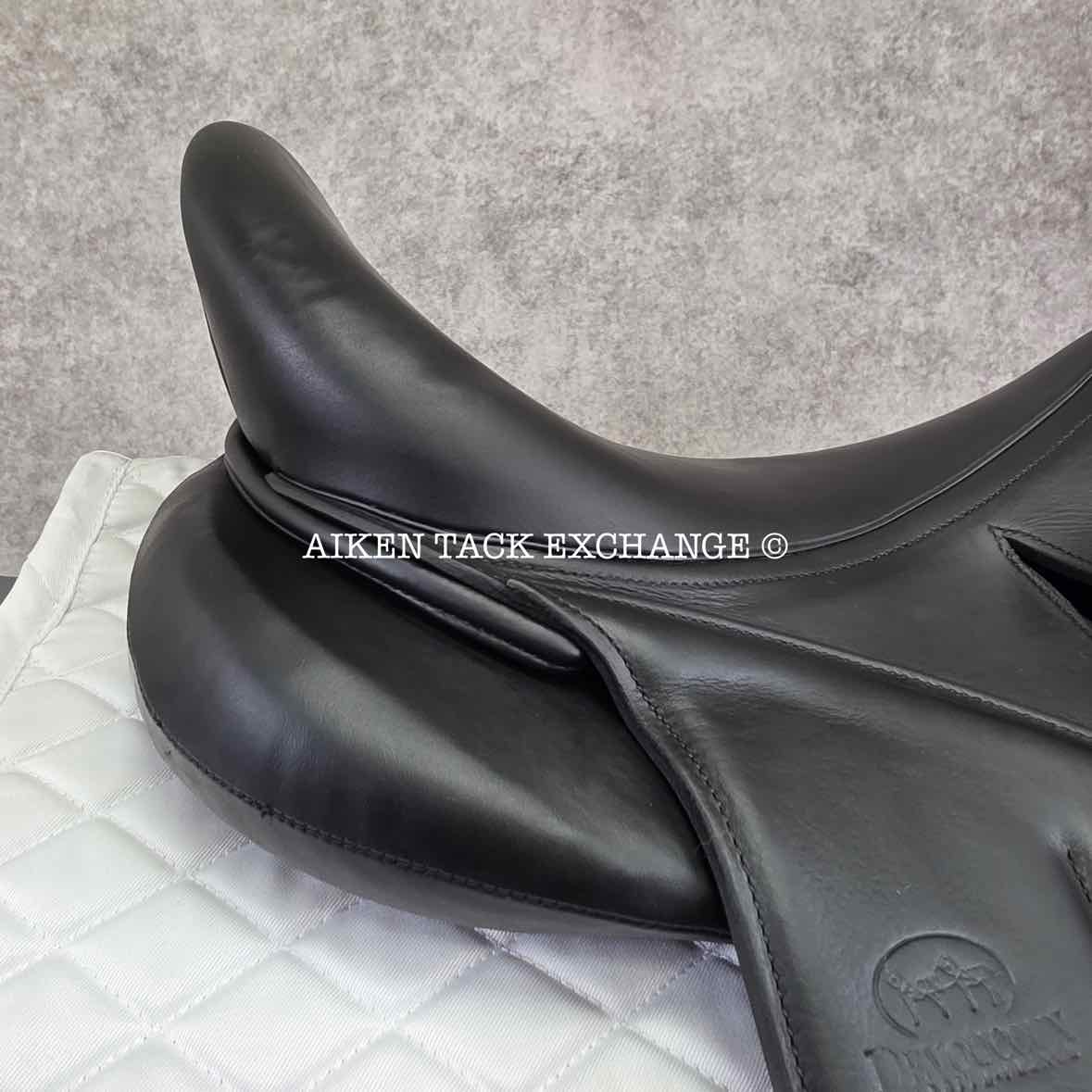 2017 Devoucoux Makila Lab Monoflap Dressage Saddle, 17" Seat - 2AA Flap, Medium Tree, D3D Panels, Full Buffalo Leather
