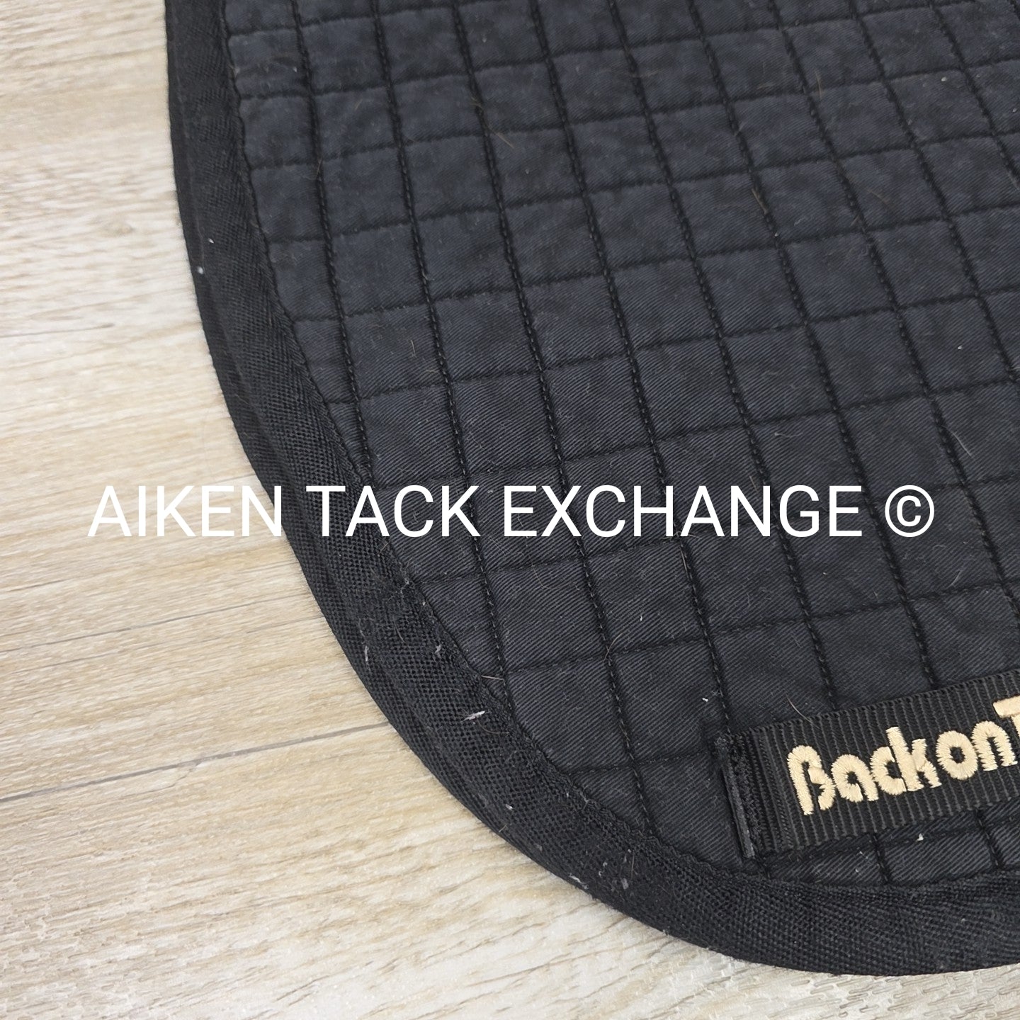 Back on Track Therapeutic Dressage Saddle Pad