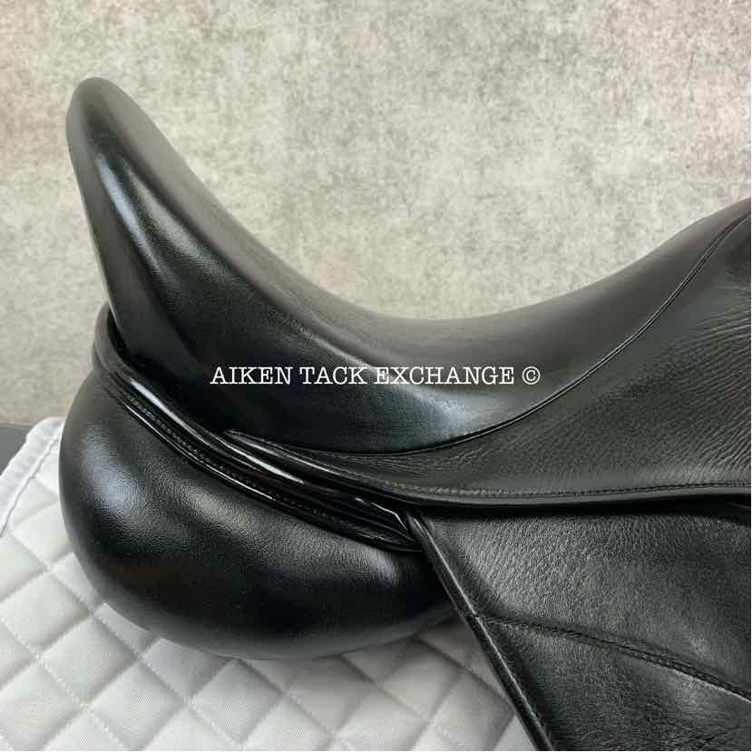 **SOLD** 2020 Tota Freedom PRO 2 Monoflap Dressage Saddle, 19" Seat, Adjustable Tree, Wool Flocked Panels