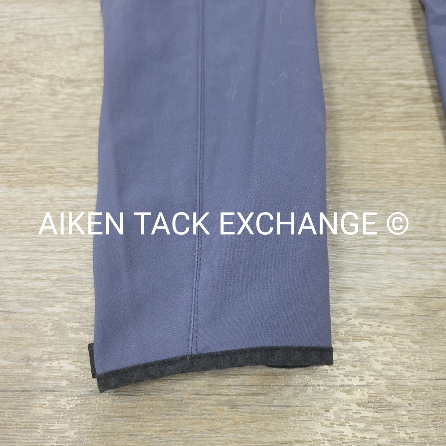 Tailored Sportsman Trophy Hunter Knee Patch Breeches, Size 30 L
