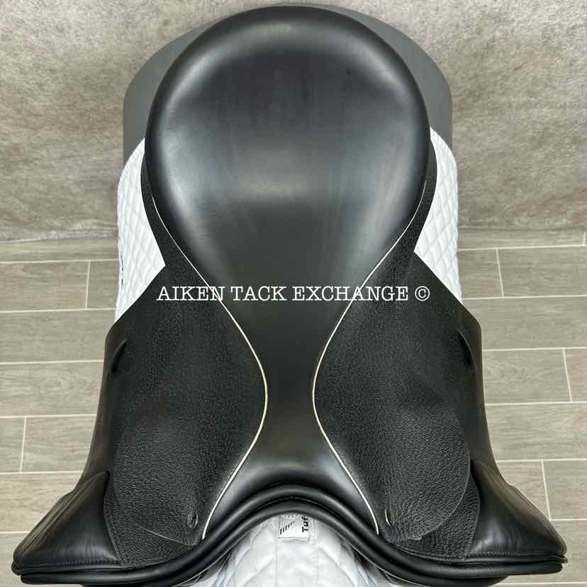 2020 Black Country Eloquence Dressage Saddle, 18.5" Seat, Medium Wide Tree, Wool Flocked Panels
