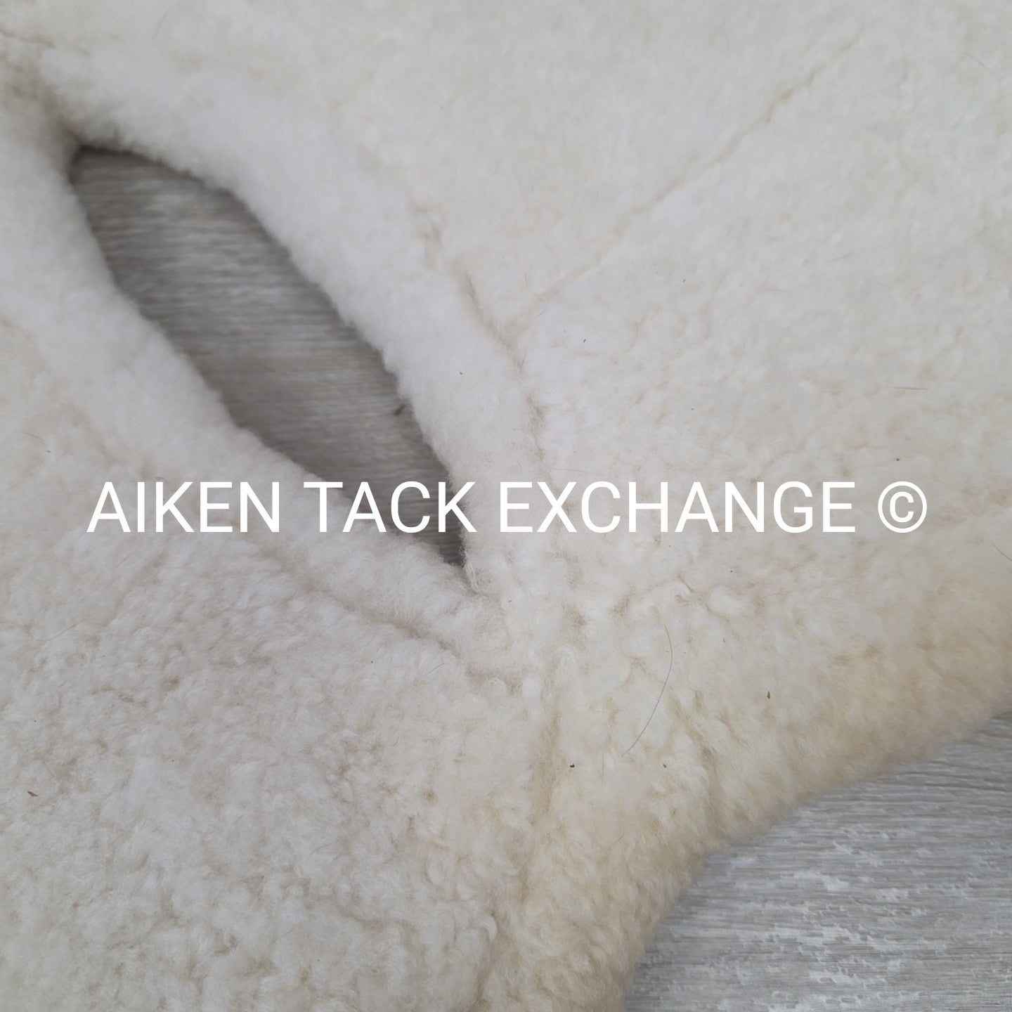 Beval Sheepskin Wither Relief Pad