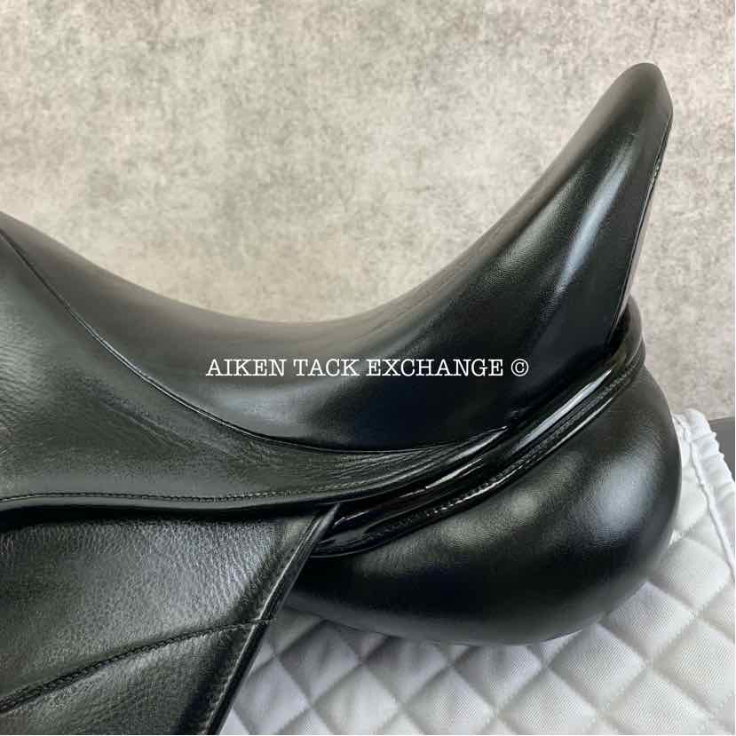 **SOLD** 2020 Tota Freedom PRO 2 Monoflap Dressage Saddle, 19" Seat, Adjustable Tree, Wool Flocked Panels