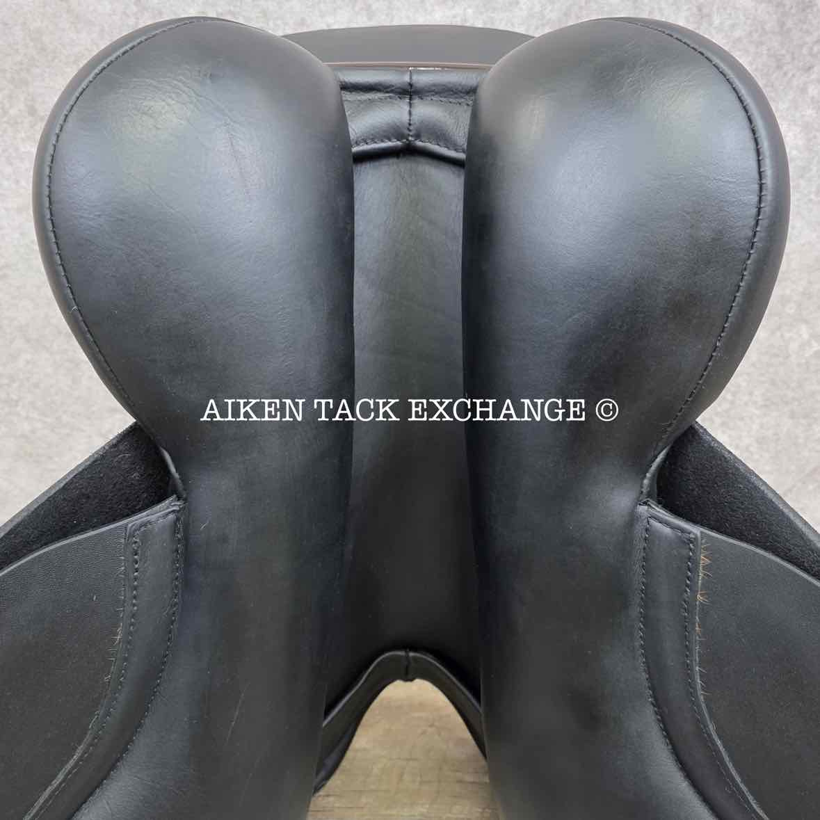 **SOLD** Dresch Phoenix Dressage Saddle, 18" Seat, Short Flap, Wide Tree, Wool Flocked Panels