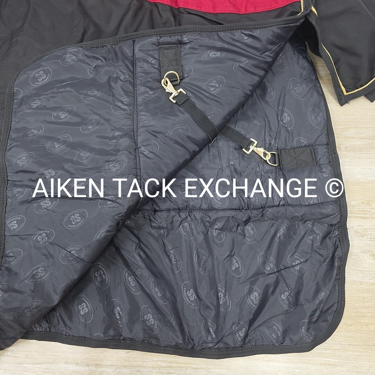 Schneiders VTEK Adjusta-Fit Heavy Weight Turnout Blanket, 84"