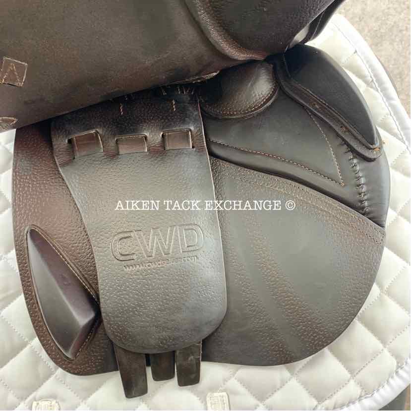 **SOLD** 2016 CWD SE02 Close Contact Jump Saddle, 17.5" Seat, 2L Flap, Medium Tree, Foam Panels