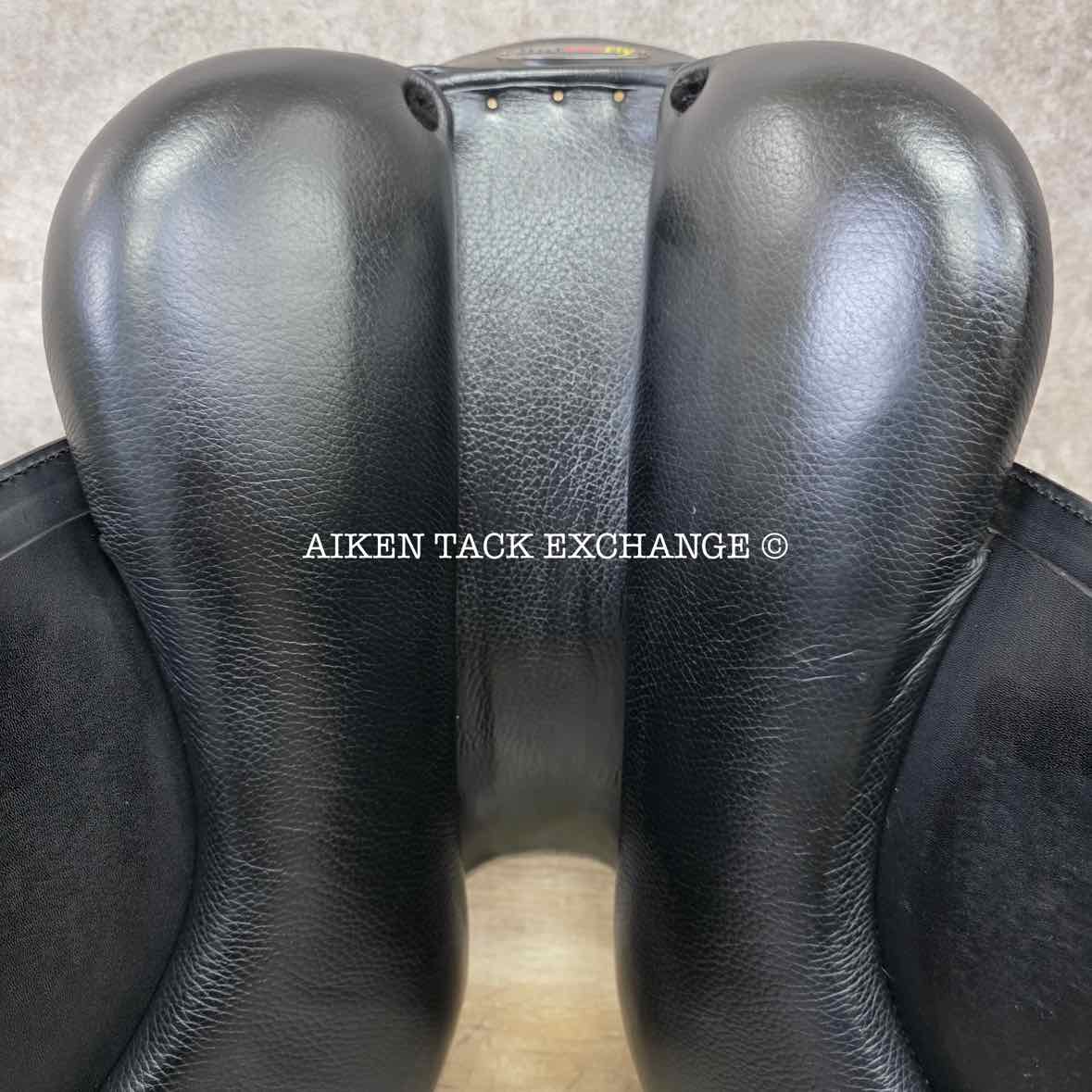 2014 Pegasus Butterfly Claudia Dressage Saddle, 17" Seat - Short Flap, Flexible Self-Adjusting & Self-Adapting ComfortFit Tree