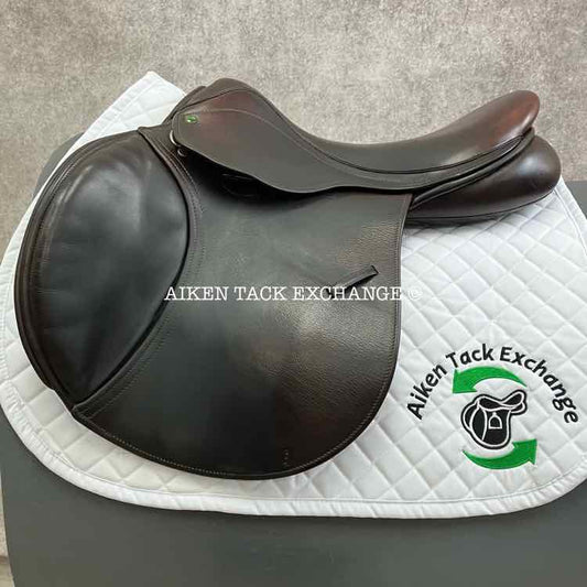 2017 County Solution H/J Close Contact Jump Saddle, 17.5" Seat, Forward Flap, Medium Tree, Wool Flocked Panels