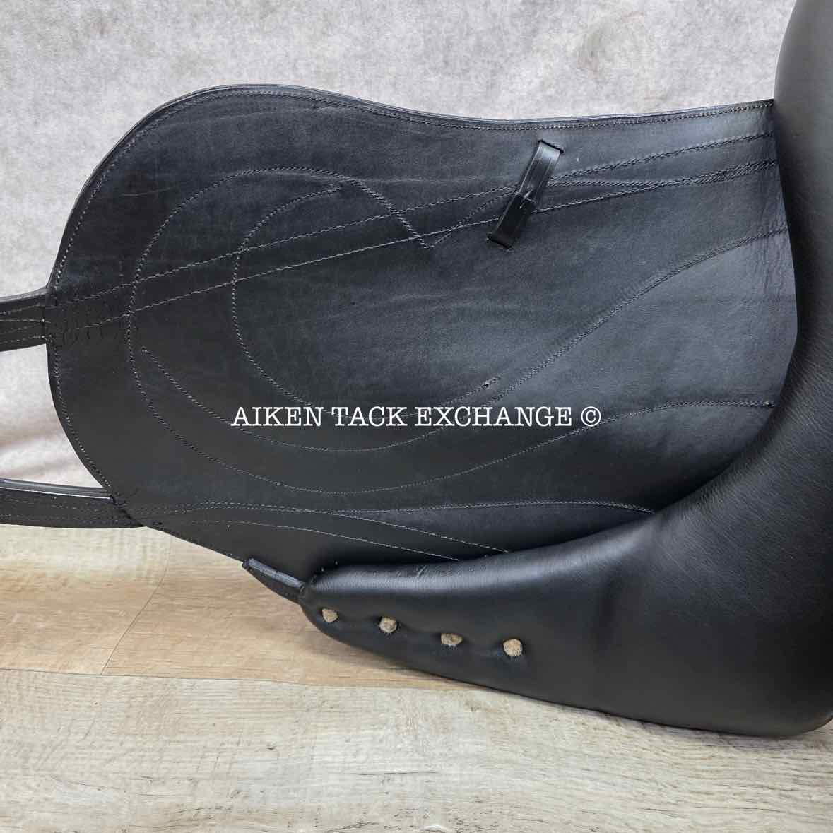 2015 GMD Germida Ratomka Piaffe Monoflap Dressage Saddle, 16.5" Seat, Wide Tree, Foam Panels