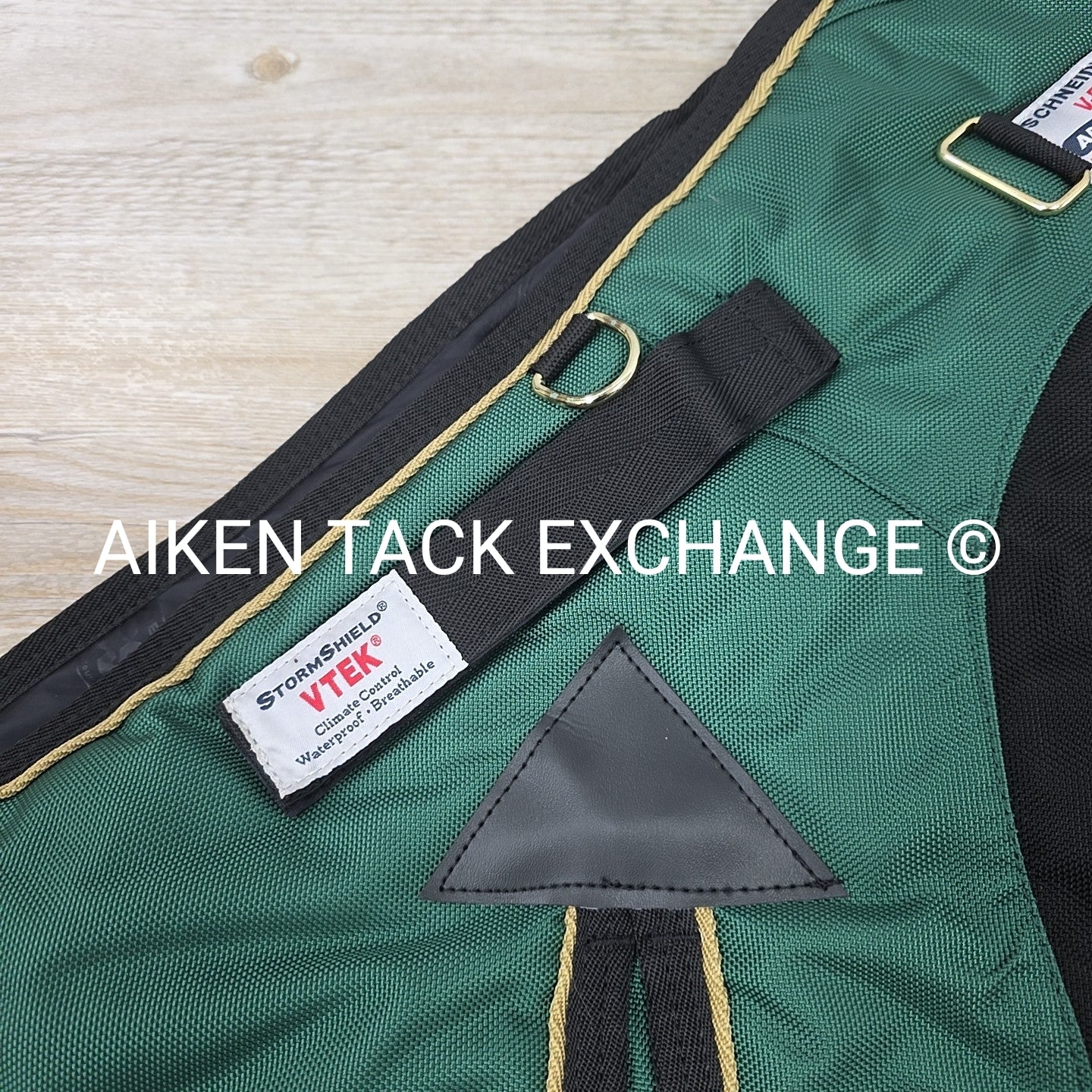 Schneiders VTEK Adjusta-Fit Heavy Weight Turnout Blanket, 82"