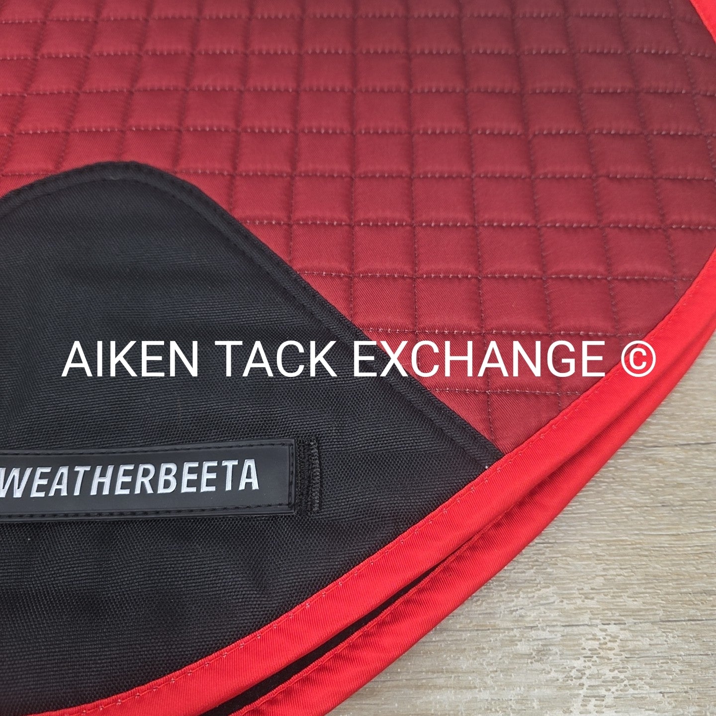 Weatherbeeta Prime Ombre Shaped Jump Pad, Size Full