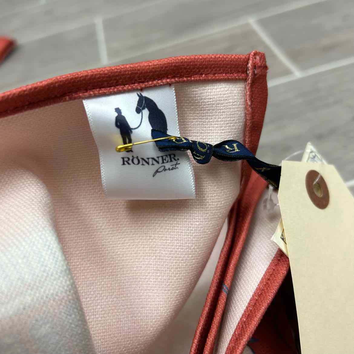 Ronner Tablecloth