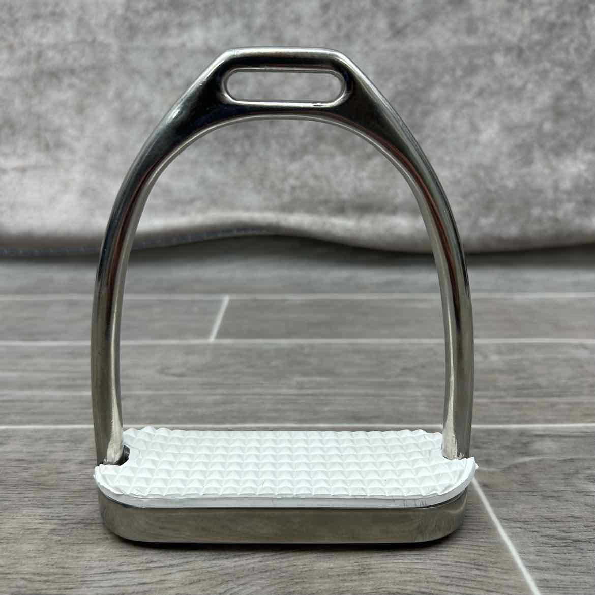 Fillis Stirrup Irons 4.5"