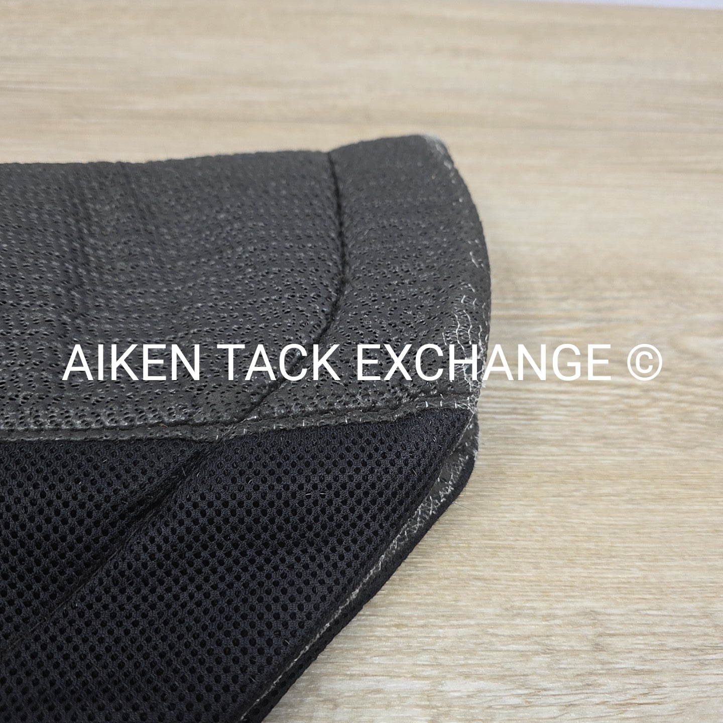 EcoGold Secure XC Saddle Pad (has blemishes)