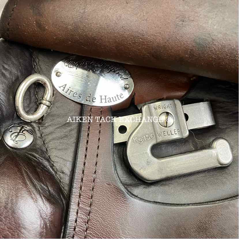 2014 Equine Inspired Aires De Haute by Frank Baines Cheval et Cavalier Jump Saddle, 17.5" Seat, Medium Tree, Wool Flocked Panels