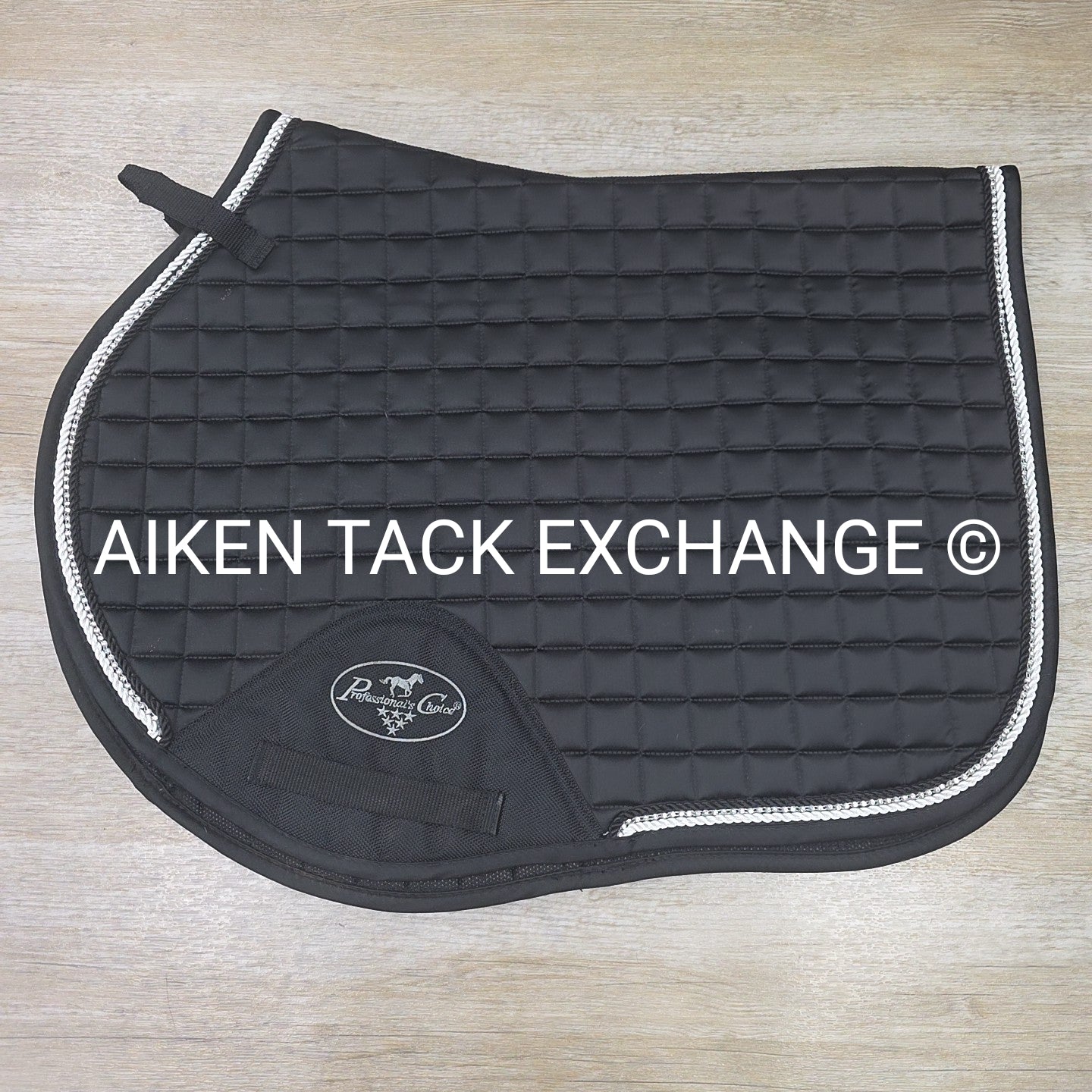 Professionals Choice Satin Jump Saddle Pad