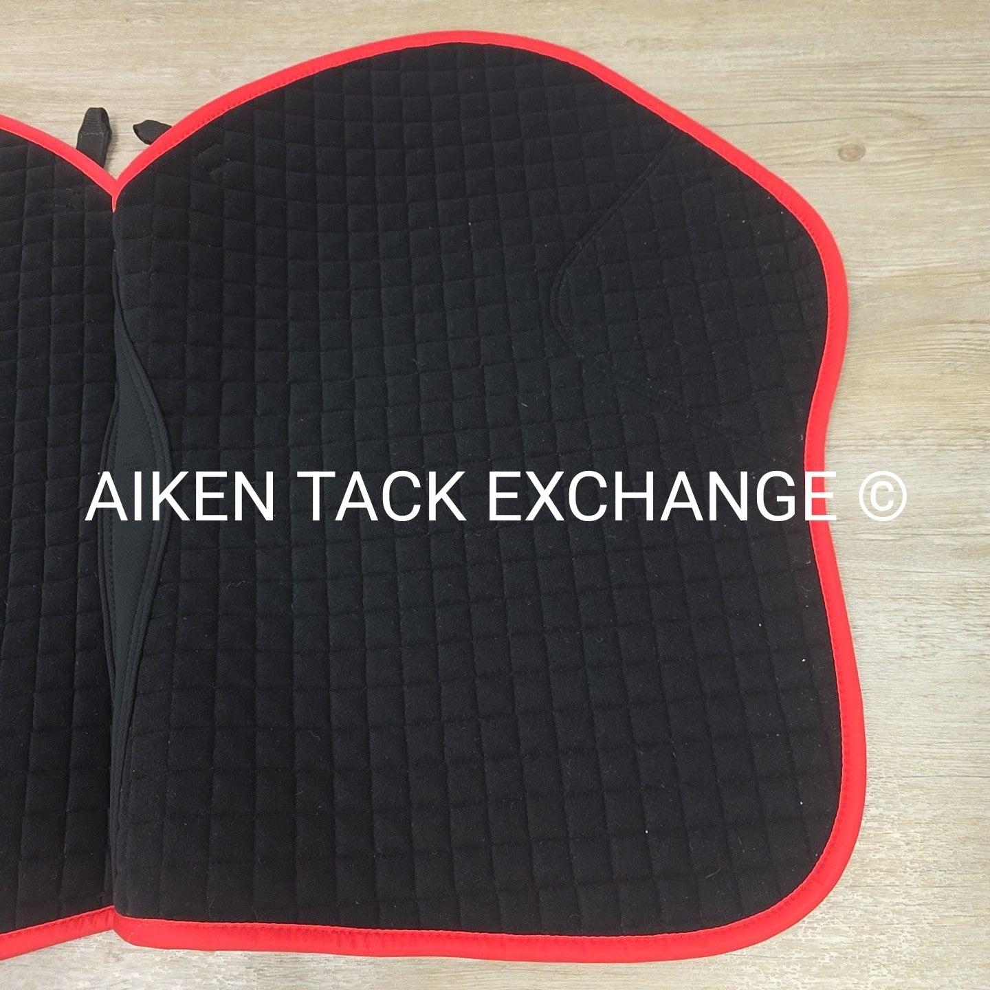Weatherbeeta Prime Ombre Shaped Jump Pad, Size Full