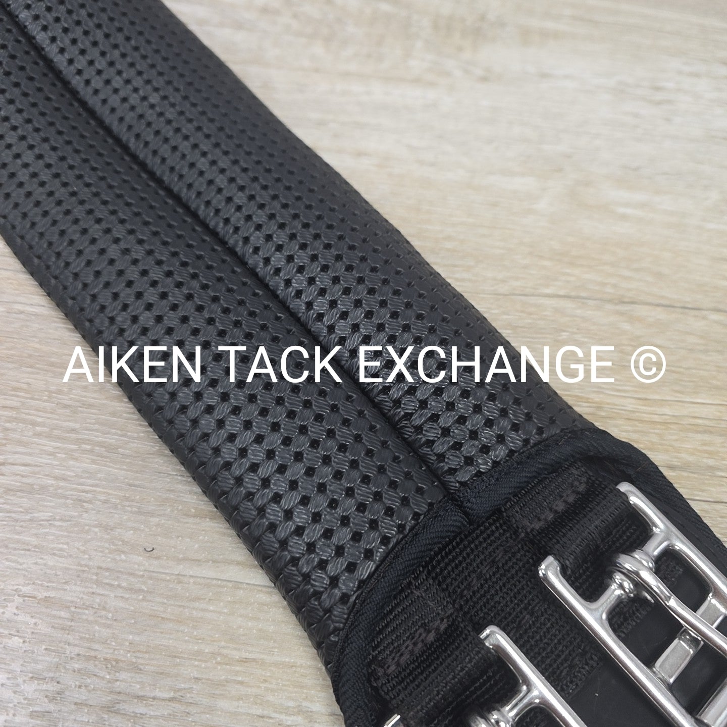 Wintec Short Girth, Black, 26"