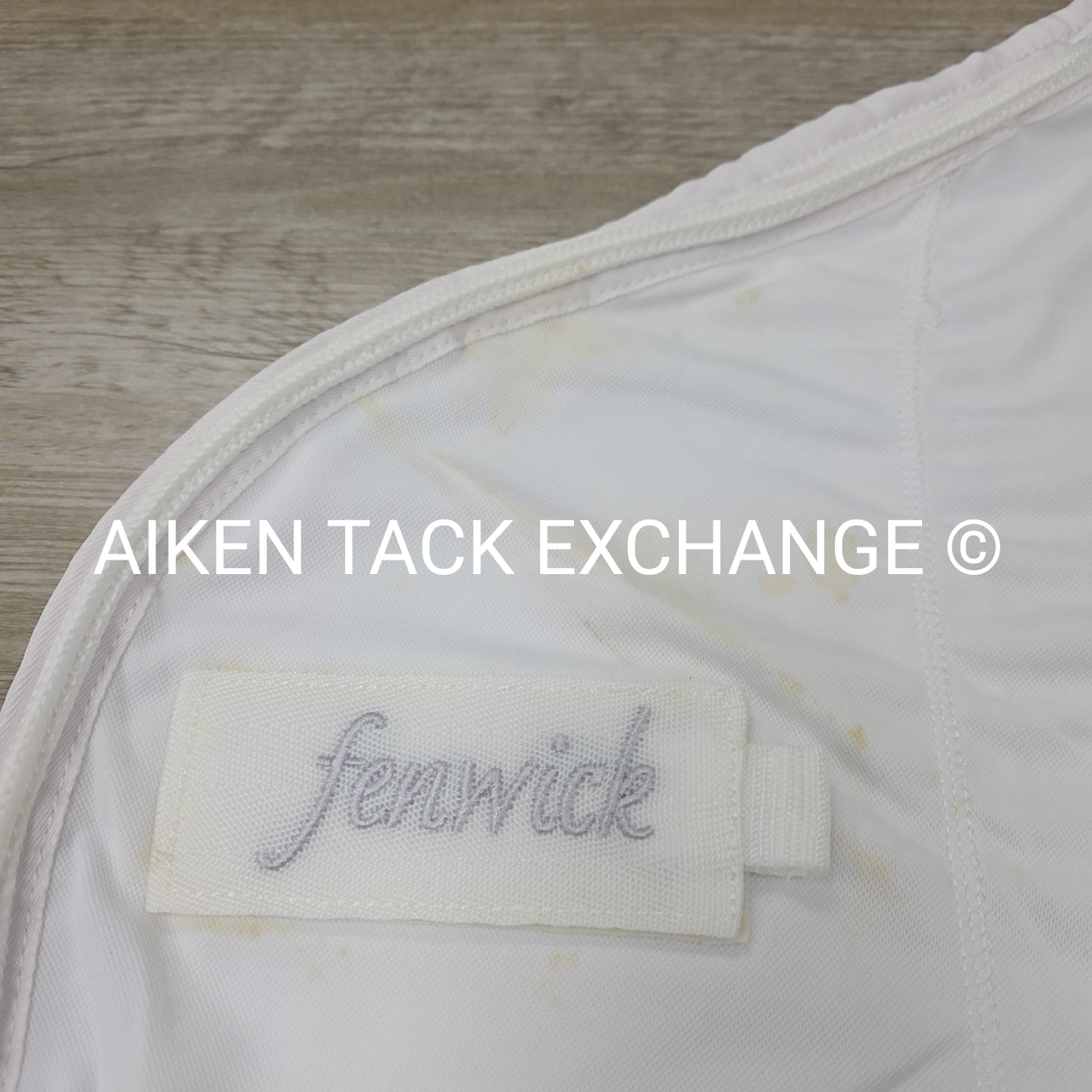 Fenwick Equestrian Therapeutic Jade Cooler, White (has marks), 82"
