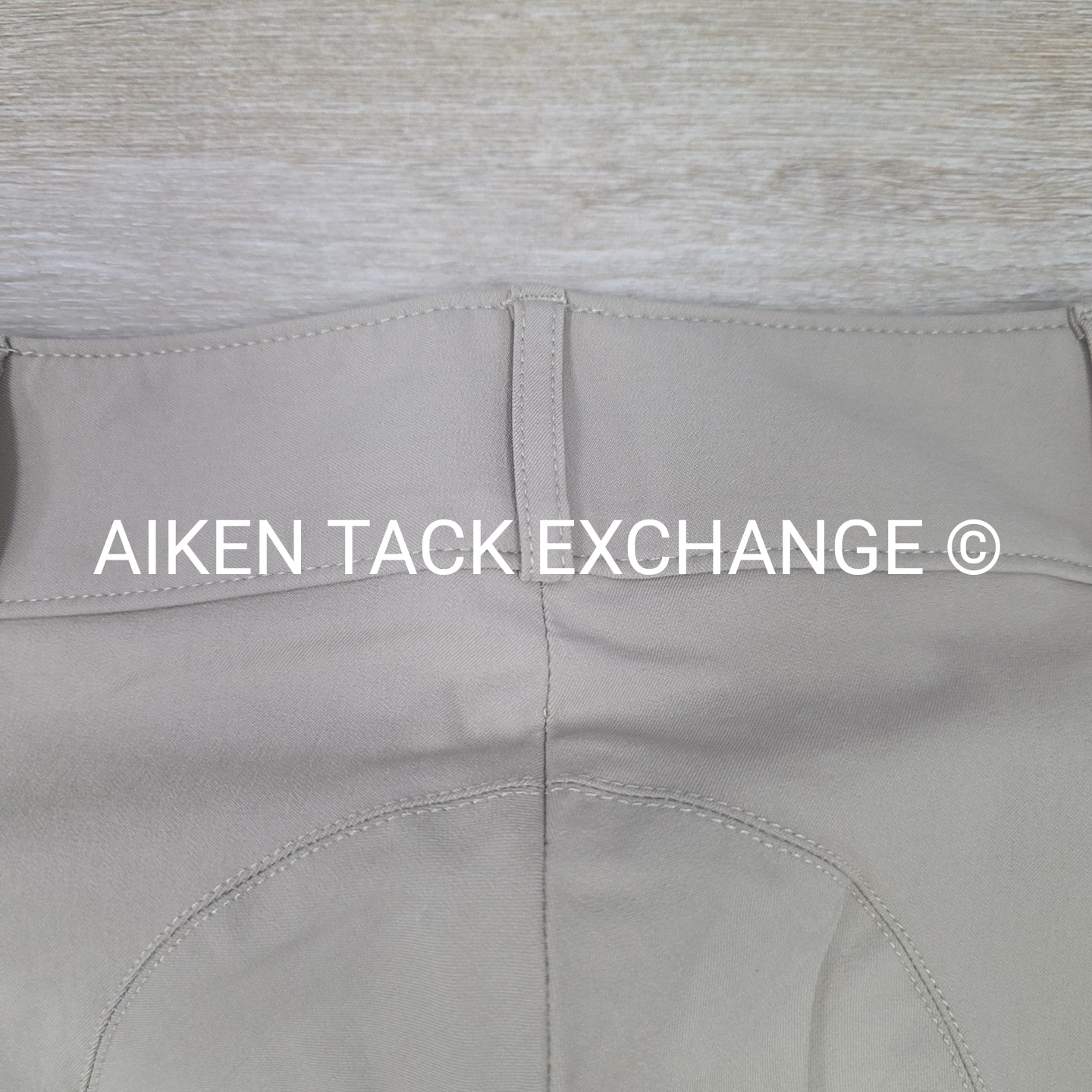 Tailored Sportsman Trophy Hunter Knee Patch Breeches, Size 28