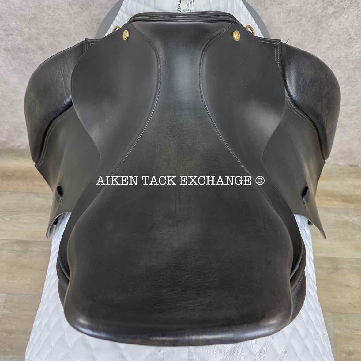 Anky Dressage Saddle, 17" Seat, Medium Wide Tree, Wool Flocked Panels