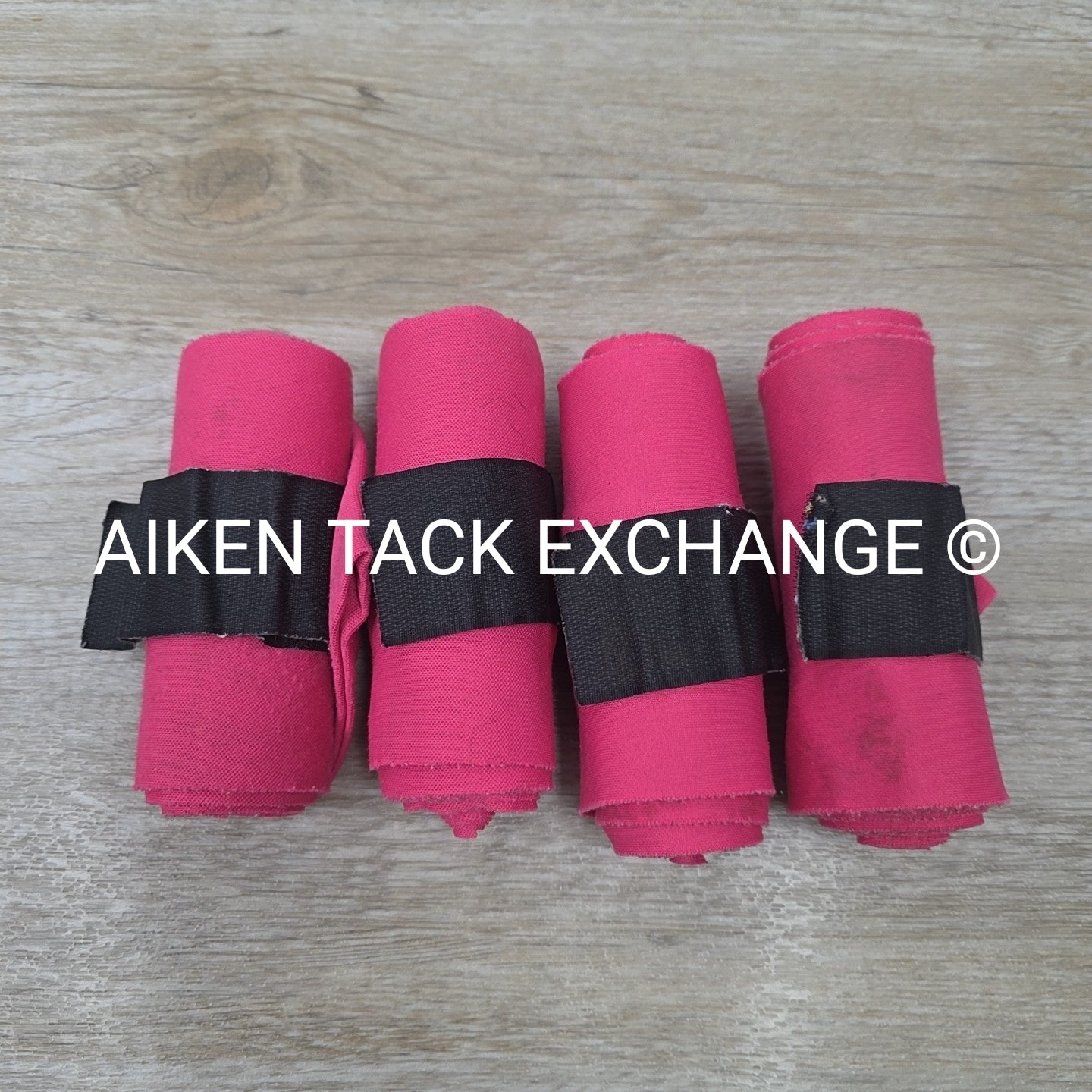 Standing Wraps, Set of 4