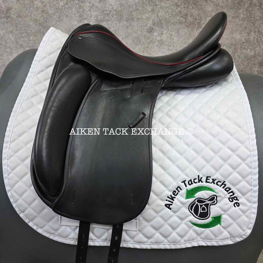 **On Trial** 2018 County Perfection "E" Monoflap Dressage Saddle, 17" Seat, Narrow Tree, Wool Flocked Skid Row Panels