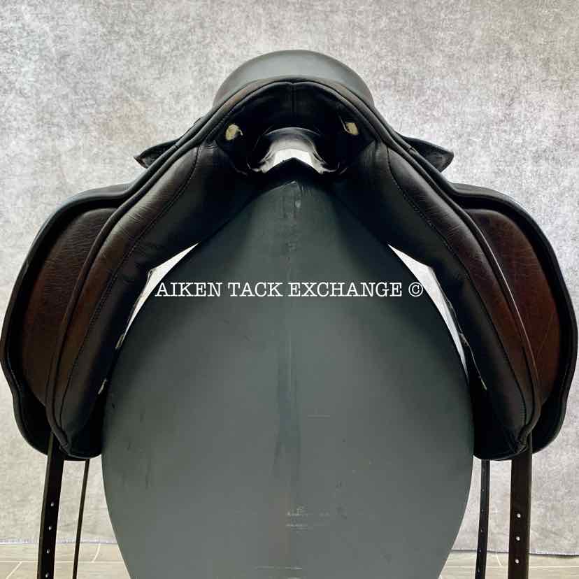 **SOLD** 2007 Albion SL Dressage Saddle, 17.5" Seat, Wide Tree, Wool Flocked Panels