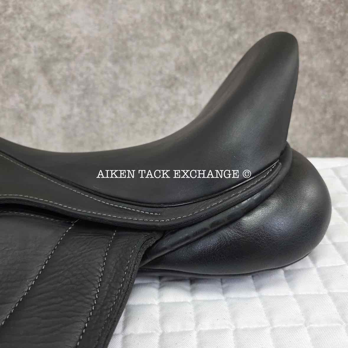 2017 Custom Saddlery Wolfgang Constanze Monoflap Dressage Saddle, 17.5" Seat, Adjustable Tree, Wool Flocked Panels