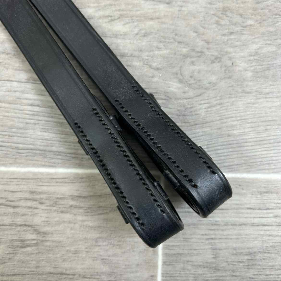 Flat Laced Reins, Black, 53"